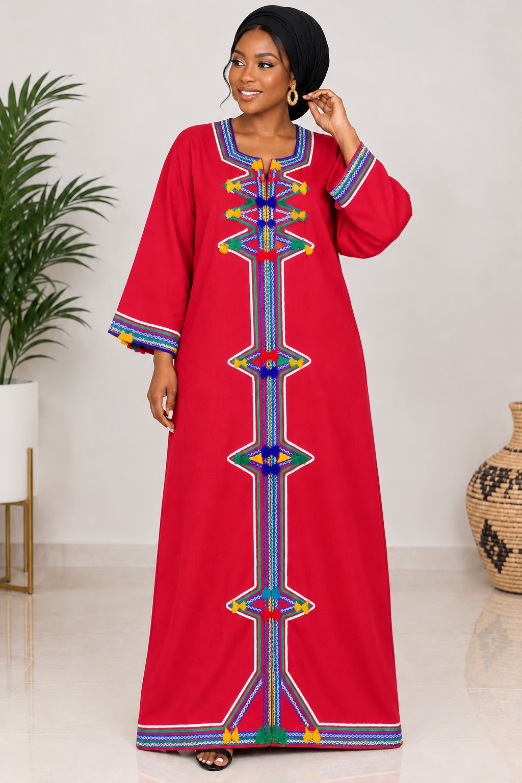 Caftan Amazigh Marocain pour Femme – Robe Traditionnelle Brodée