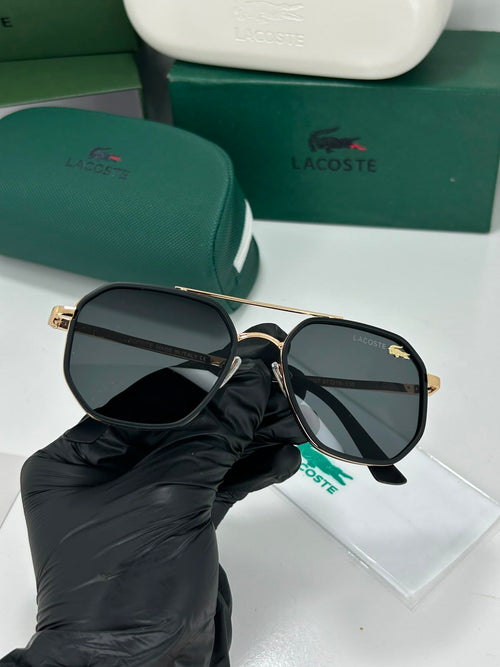 Lunette Lacoste